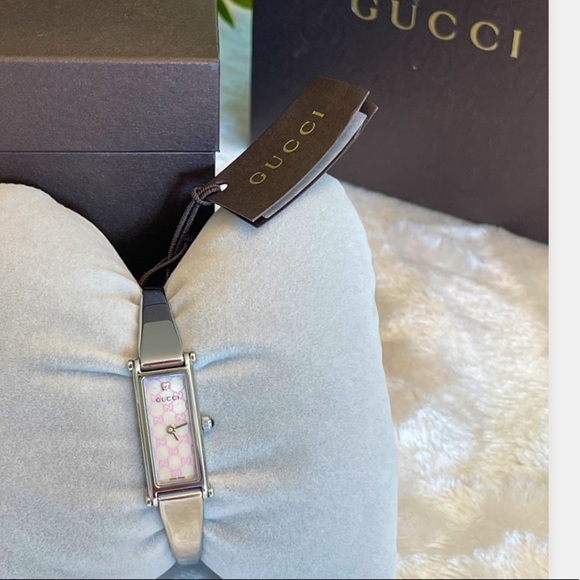Gucci Accessories - GUCCI Diamond Mother of Pearl Stainless Steel 12m 1500L Bangle Quartz Watch Pink